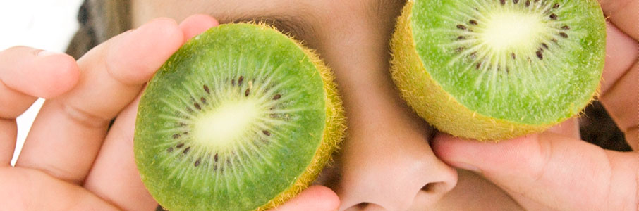 Food Prescriptions to Save Your Vision & When to visit Eye clinics in qatar ???